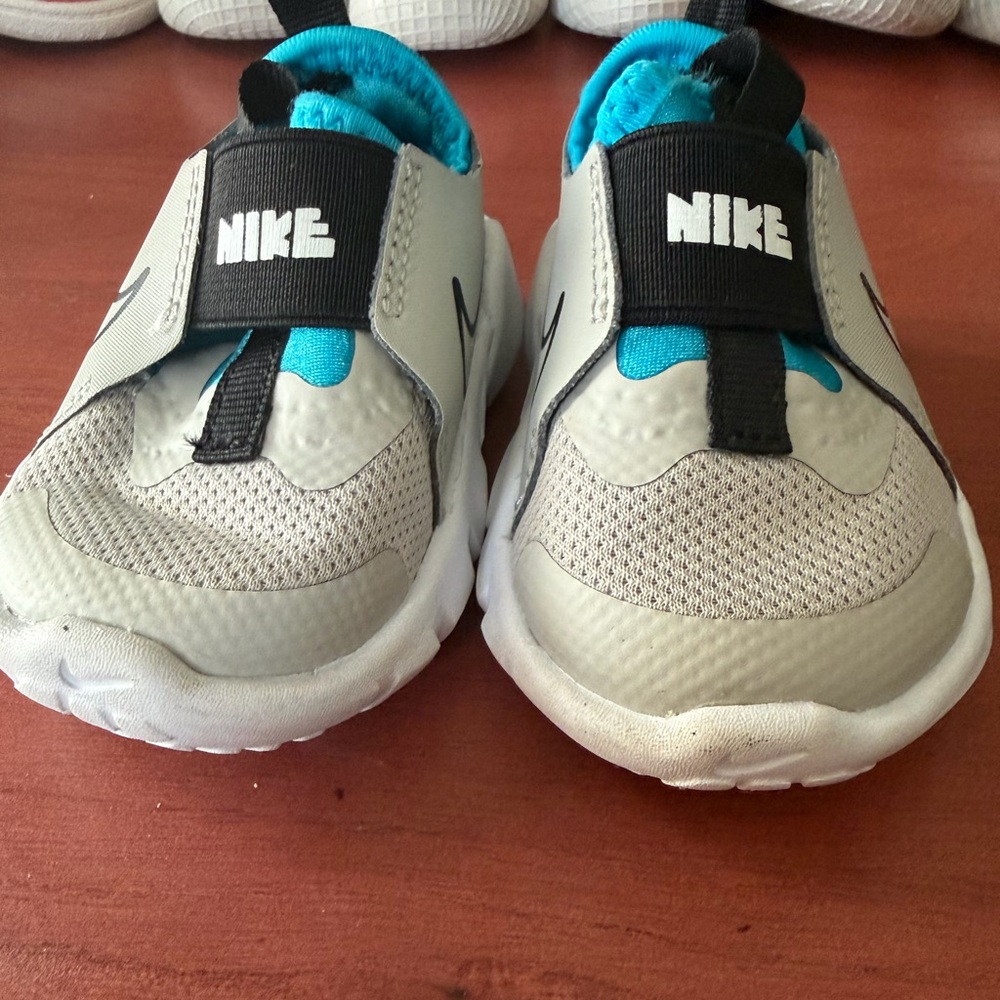 Nike Kids Sneakers - Gray and Teal